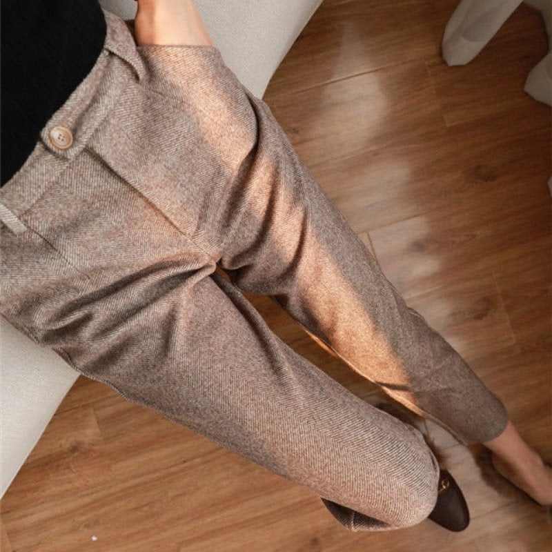 Exeter Brushed Herringbone Trousers - Beige